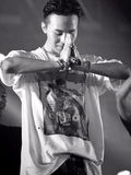 G-Dragon, 27