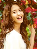 Kim Yoona (First Female Lead)