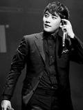 Seungri, 24